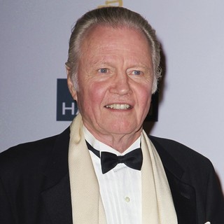 Jon Voight in Clive Davis and The Recording Academy's 2013 Pre-Grammy Gala and Salute to Industry Icons - jon-voight-clive-davis-and-the-recording-academy-s-2013-pre-grammy-gala-01