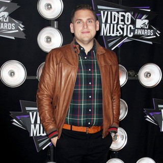 Jonah Hill in 2011 MTV Video Music Awards - Arrivals - jonah-hill-2011-mtv-vmas-01