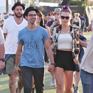 Joe Jonas in The 2013 Coachella Valley Music and Arts Festival - Week 1 Day 2 - jonas-eggenschwiler-2013-coachella-valley-music-and-arts-festival-05