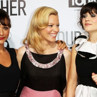 Rashida Jones, Elizabeth Banks, Zooey Deschanel in Our Idiot Brother - Los Angeles Premiere