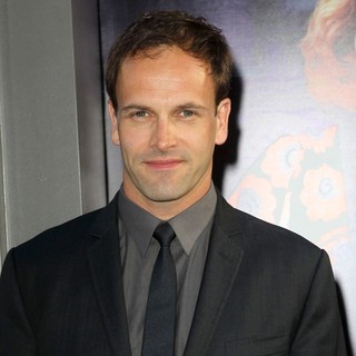 Jonny Lee Miller in Dark Shadows Premiere