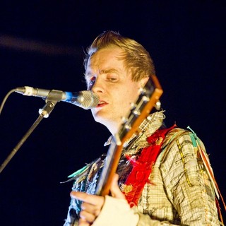 Jonsi, Sigur Ros in Jonsi Kicks Off His European Solo Tour