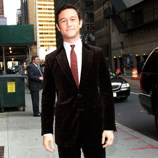 Joseph Gordon-Levitt in The Late Show with David Letterman - Arrivals