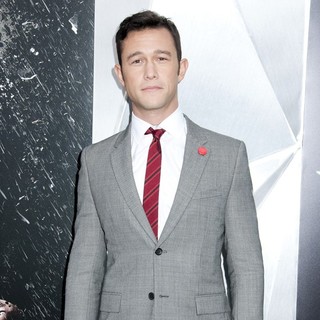 Joseph Gordon-Levitt in The Dark Knight Rises New York Premiere - Arrivals