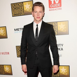 Josh Dallas in 2012 Critics' Choice TV Awards - Arrivals