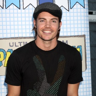 Josh Henderson in The 2010 Ultimate Slam PaddleJam Celebrity Ping Pong Tournament