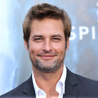 Josh Holloway in Los Angeles Premiere of Super 8