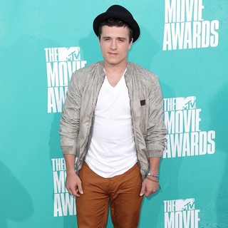 Josh Hutcherson in 2012 MTV Movie Awards - Arrivals