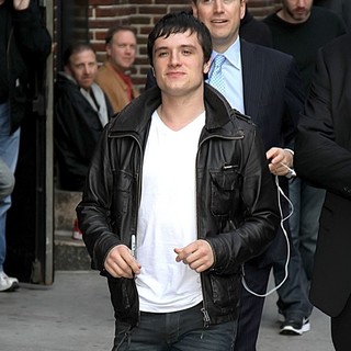 Josh Hutcherson in Celebrities Arrive at The Ed Sullivan Theater to Appear on The Late Show with David Letterman