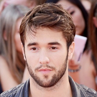 Joshua Bowman