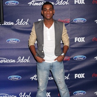 Joshua Ledet in The American Idol Season 11 Top 13 Party
