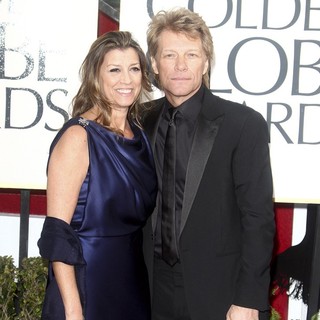 Dorothea Hurley, Jon Bon Jovi in 70th Annual Golden Globe Awards - Arrivals