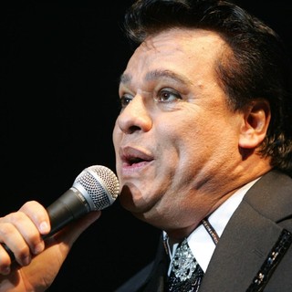 Juan Gabriel Picture 12 Juan Gabriel Performing Live