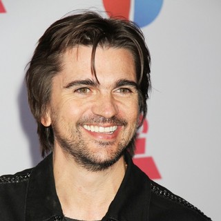 13th Annual Latin Grammy Awards - Arrivals