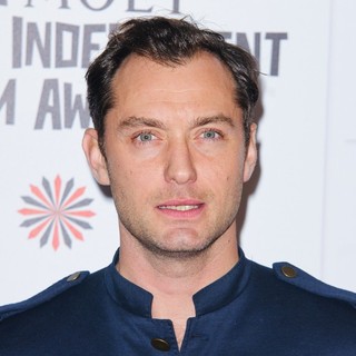 Jude Law in British Independent Film Awards 2012 - Arrivals
