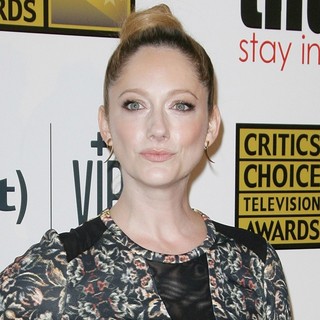 Judy Greer in Broadcast Television Journalists Association's 3rd Annual Critics' Choice Television Awards - judy-greer-3rd-annual-critics-choice-television-awards-01