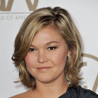 Julia Stiles in 24th Annual Producers Guild Awards - Arrivals