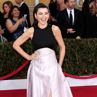 Julianna Margulies in 19th Annual Screen Actors Guild Awards - Arrivals - julianna-margulies-19th-annual-screen-actors-guild-awards-01