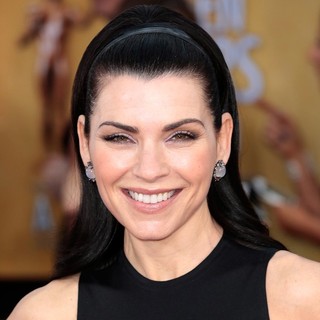 Julianna Margulies in 19th Annual Screen Actors Guild Awards - Arrivals