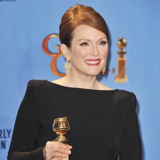 Julianne Moore in 70th Annual Golden Globe Awards - Press Room