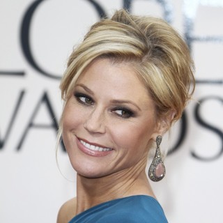 Julie Bowen in 70th Annual Golden Globe Awards - Arrivals
