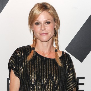 Julie Bowen in All in for The 99 Percent Art, Music and Cultural Activism Benifit - Arrivals