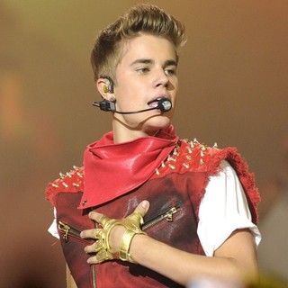 Justin Bieber in 2012 MuchMusic Video Awards - Show