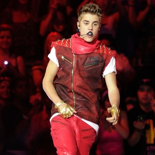 Justin Bieber in 2012 MuchMusic Video Awards - Show