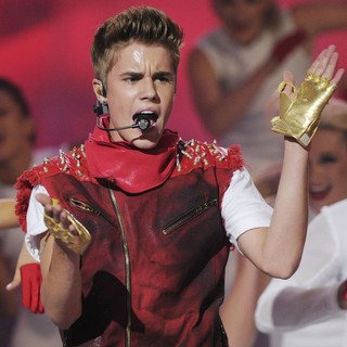 Justin Bieber in 2012 MuchMusic Video Awards - Show