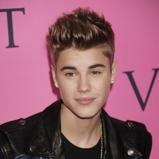 Justin Bieber in The 2012 Victoria's Secret Fashion Show