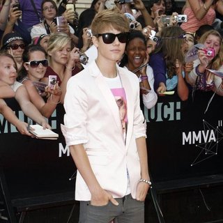 Justin Bieber in 22nd Annual MuchMusic Video Awards - Arrivals