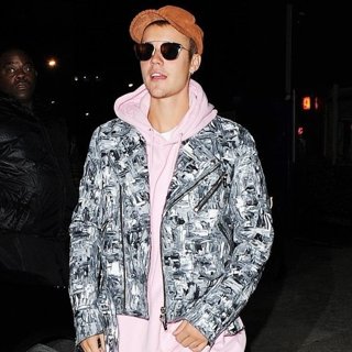 Justin Bieber-Justin Bieber Arriving at Tape Club