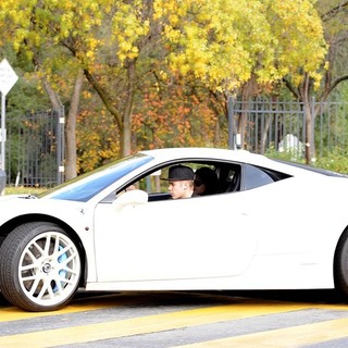 Justin Bieber in Justin Bieber Heading Back Home to Calabasas Estate