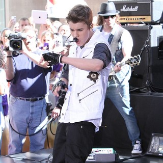 Justin Bieber in Justin Bieber Performs Live as Part of The Today' Show's Concert Series