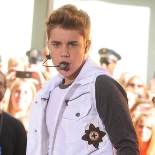 Justin Bieber in Justin Bieber Performs Live as Part of The Today' Show's Concert Series