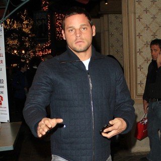 Justin Chambers in Justin Chambers Christmas Shopping in Hollywood