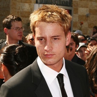 Justin Hartley in 34th Annual Daytime Emmy Awards - Arrival