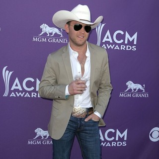 2012 ACM Awards - Arrivals