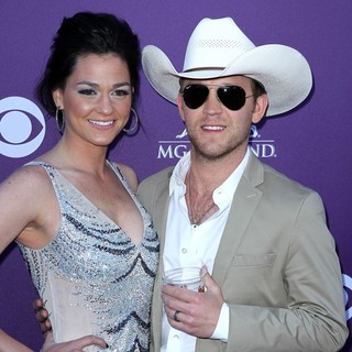 2012 ACM Awards - Arrivals