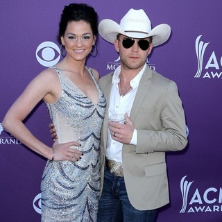 2012 ACM Awards - Arrivals