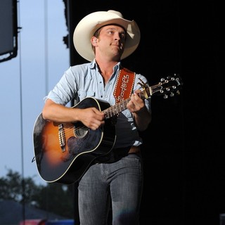 Justin Moore Performs During The Flatts Fest Tour