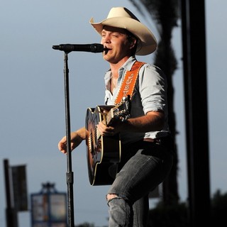 Justin Moore Performs During The Flatts Fest Tour