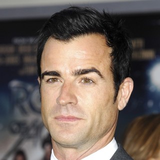 Justin Theroux in Premiere of Warner Bros. Pictures Rock of Ages - Arrivals