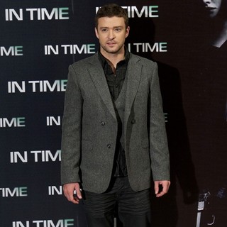 Justin Timberlake in The In Time Photocall - justin-timberlake-madrid-photocall-in-time-02