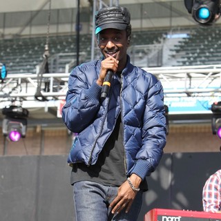 K'naan in 102.7 KIIS FM's Wango Tango 2012 - Show