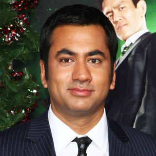 Kal Penn in The Premiere of A Very Harold and Kumar 3D Christmas - kal-penn-premiere-a-very-harold-and-kumar-christmas-01