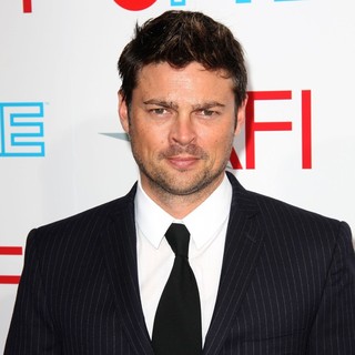 Karl Urban in AFI Lifetime Achievement Award: A Tribute to Michael Douglas - Arrivals
