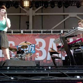 Karmin in B96 Pepsi Summerbash