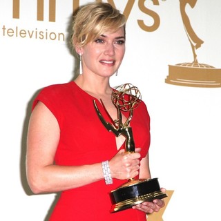 Kate Winslet in The 63rd Primetime Emmy Awards - Press Room