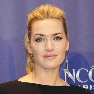 Kate Winslet in Kate Winslet Receives The Yo Dona Prize for Her Services to Humanitarian Work